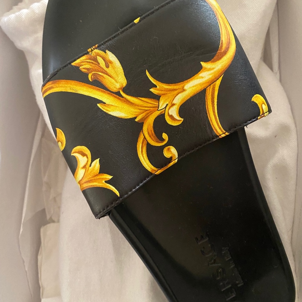 Versace Slides
